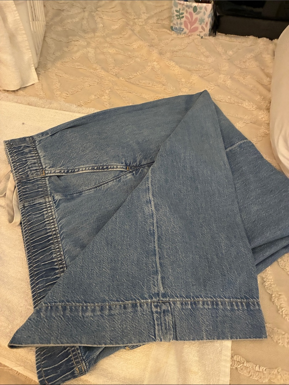 GAP Plus Size Dark Blue Wide Leg Jeans w! Side and back pockets, drawstring
